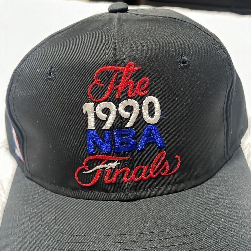 The 1990 NBA Finals Hat - Picture 2 of 6